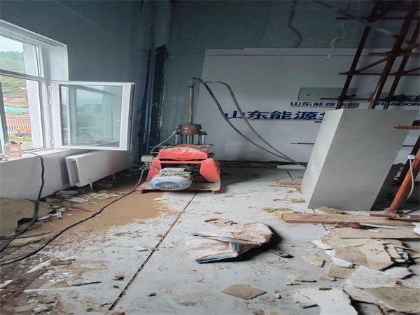 黑山地基基础下沉墙体裂缝加固注浆顶升施工